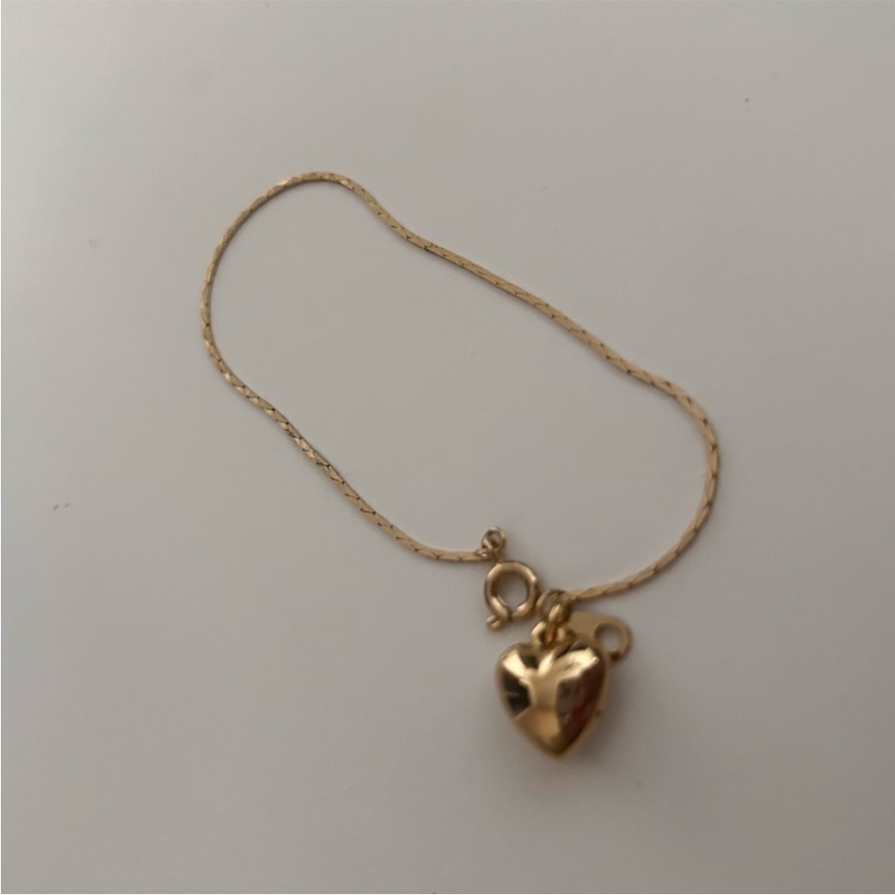 Dainty Gold Tone Heart Charm Bracelet Delicate Chain Minimalist Jewelry